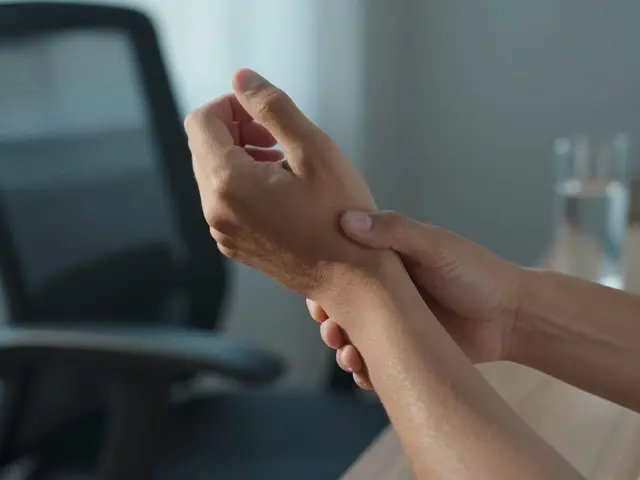 Co pomáhá na bolavé klouby? Nejlepší tipy a kolagen pro regeneraci