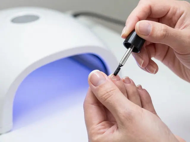 Jak dlouho trvá p Shine? Vydrží paragraphs lesk na nohou opravdu týdny?