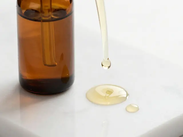 Jaký je nejlepší olej na pleť? Kompletní průvodce podle typu pleti